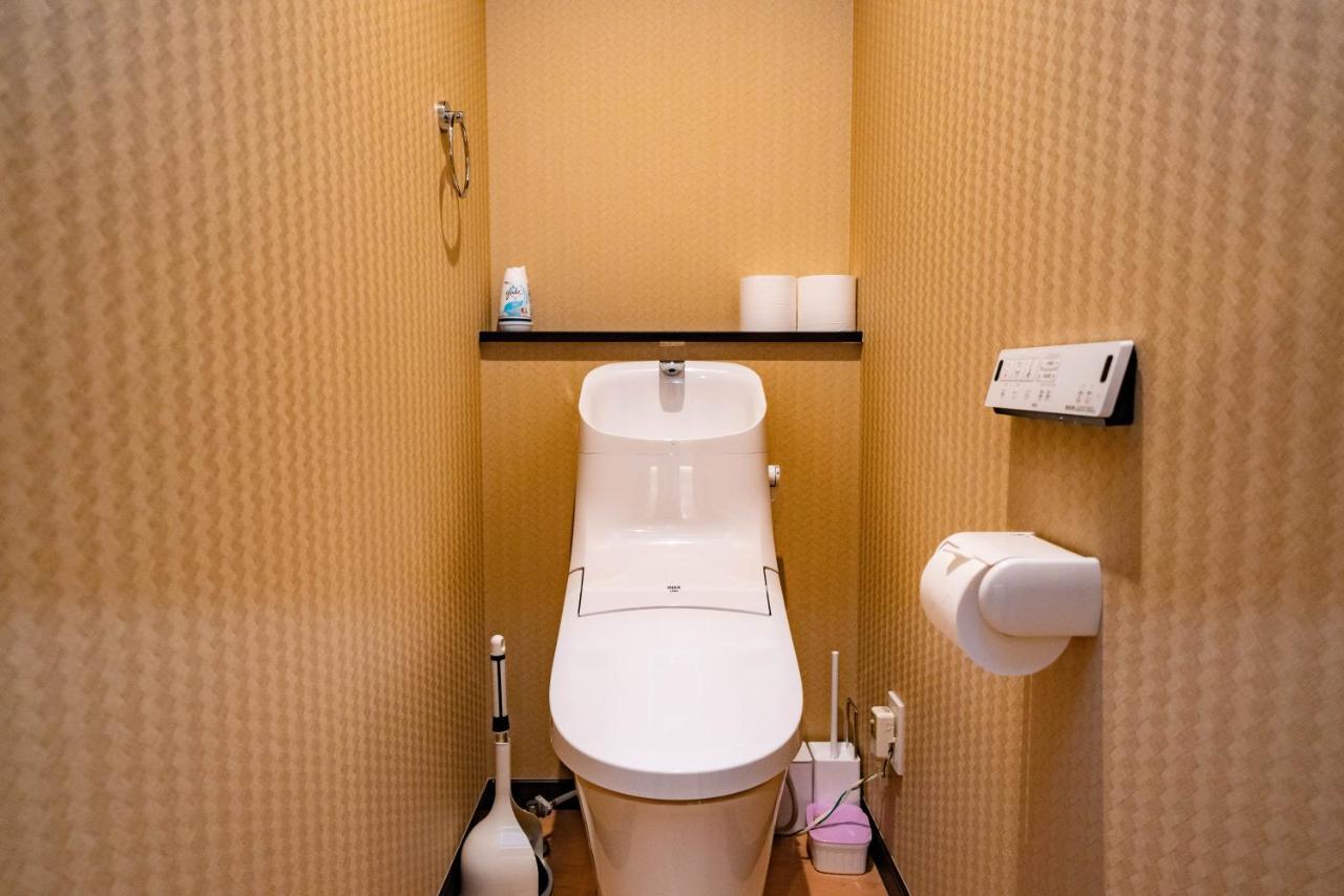 Aparthotel East One Higashishinjuku Tokio Zewnętrze zdjęcie